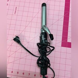 Black 1 inch Conair Curling Iron
